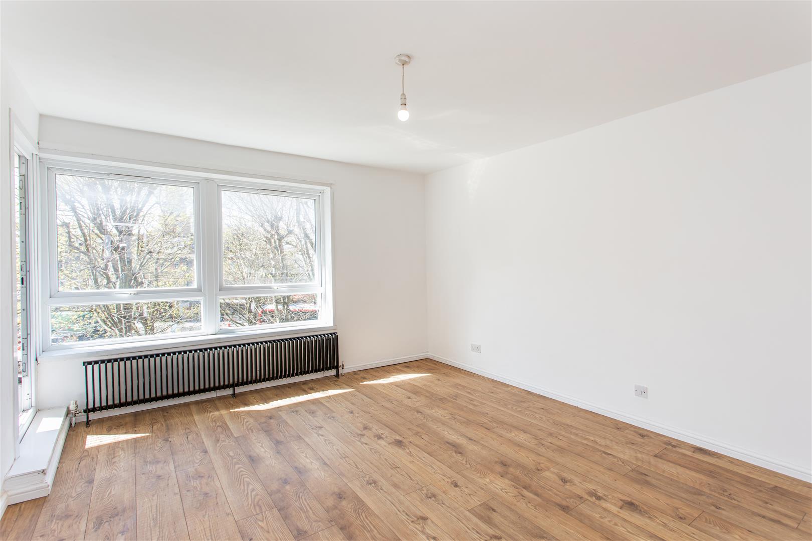 1 bed property in Kildare Walk, Limehouse